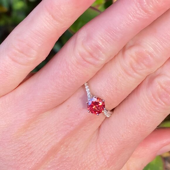 ✨ Dazzling 1ct Rose Red Moissanite Ring in Sterling Silver 🌹 - Picture 7 of 10